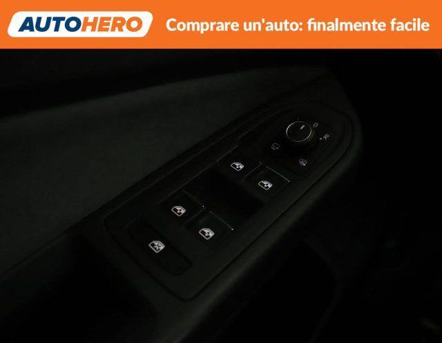 VOLKSWAGEN Golf 1.5 TSI EVO ACT R-Line