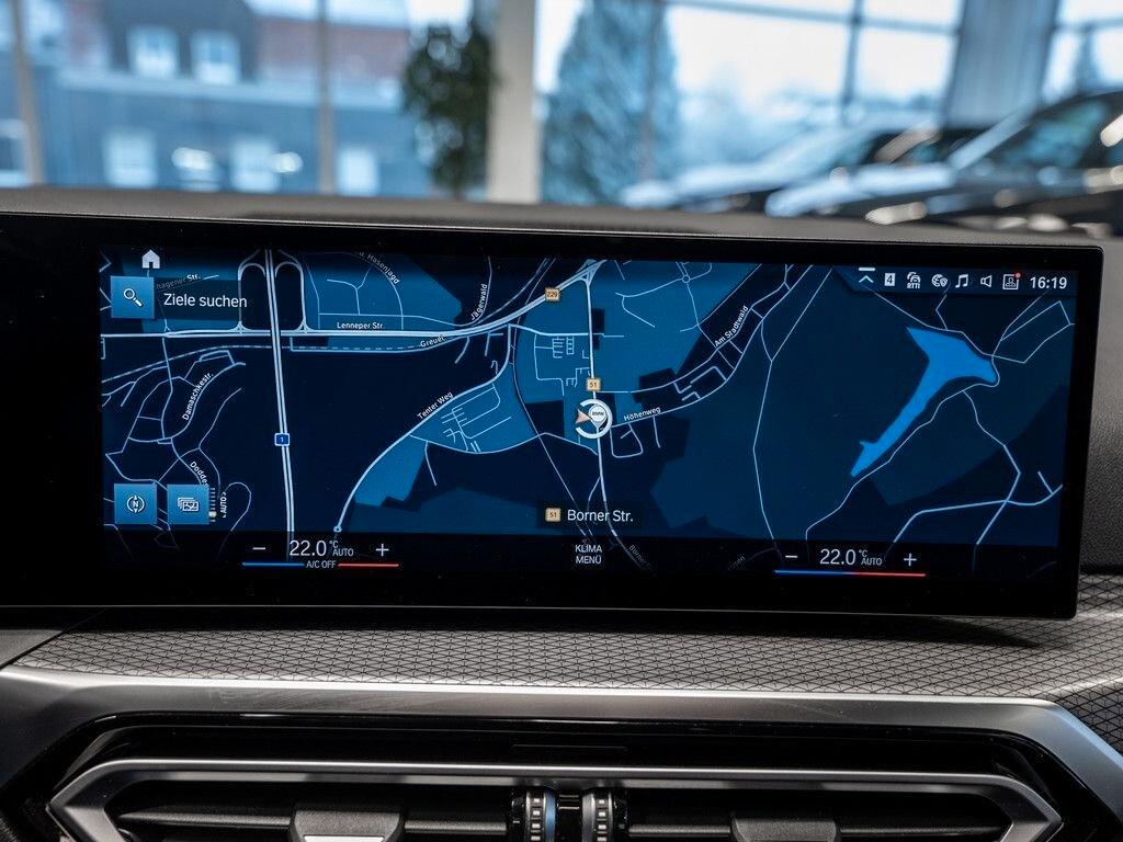 BMW 320d Touring Pacchetto M-Sport SHZ NAVI LED