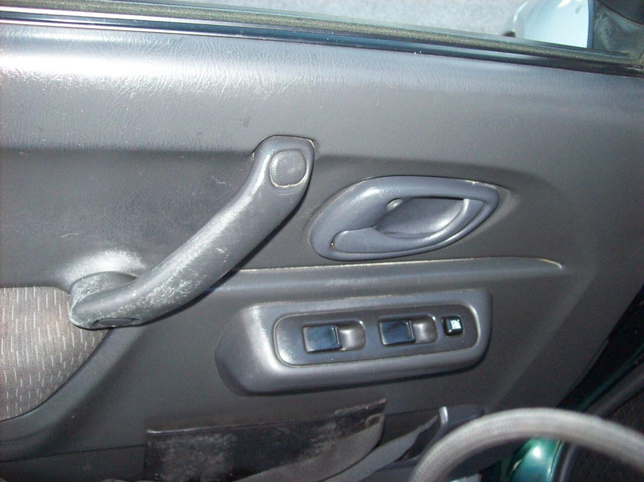 Suzuki Jimny 1.5 DDiS cat 4WD JLX gancio traino