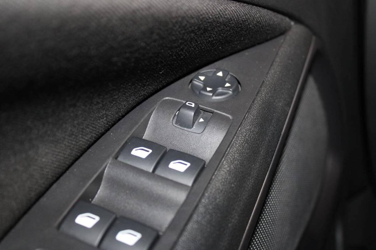 Opel Crossland 1.2 Edition s&s 83cv Con CARPLAY