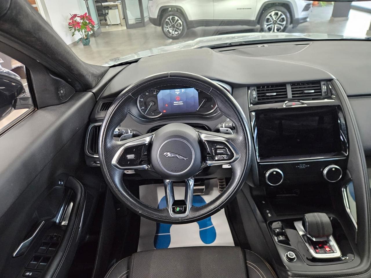Jaguar E-Pace 2.0D I4 163 CV AWD Auto R-Dynamic - 4X4