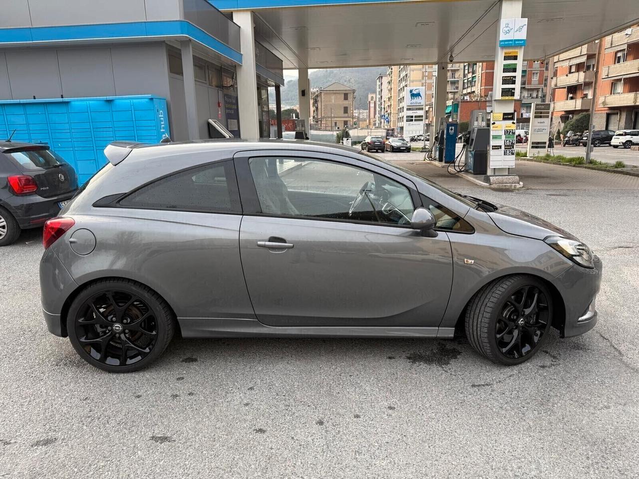 Opel Corsa 1.6 Turbo Coupé OPC