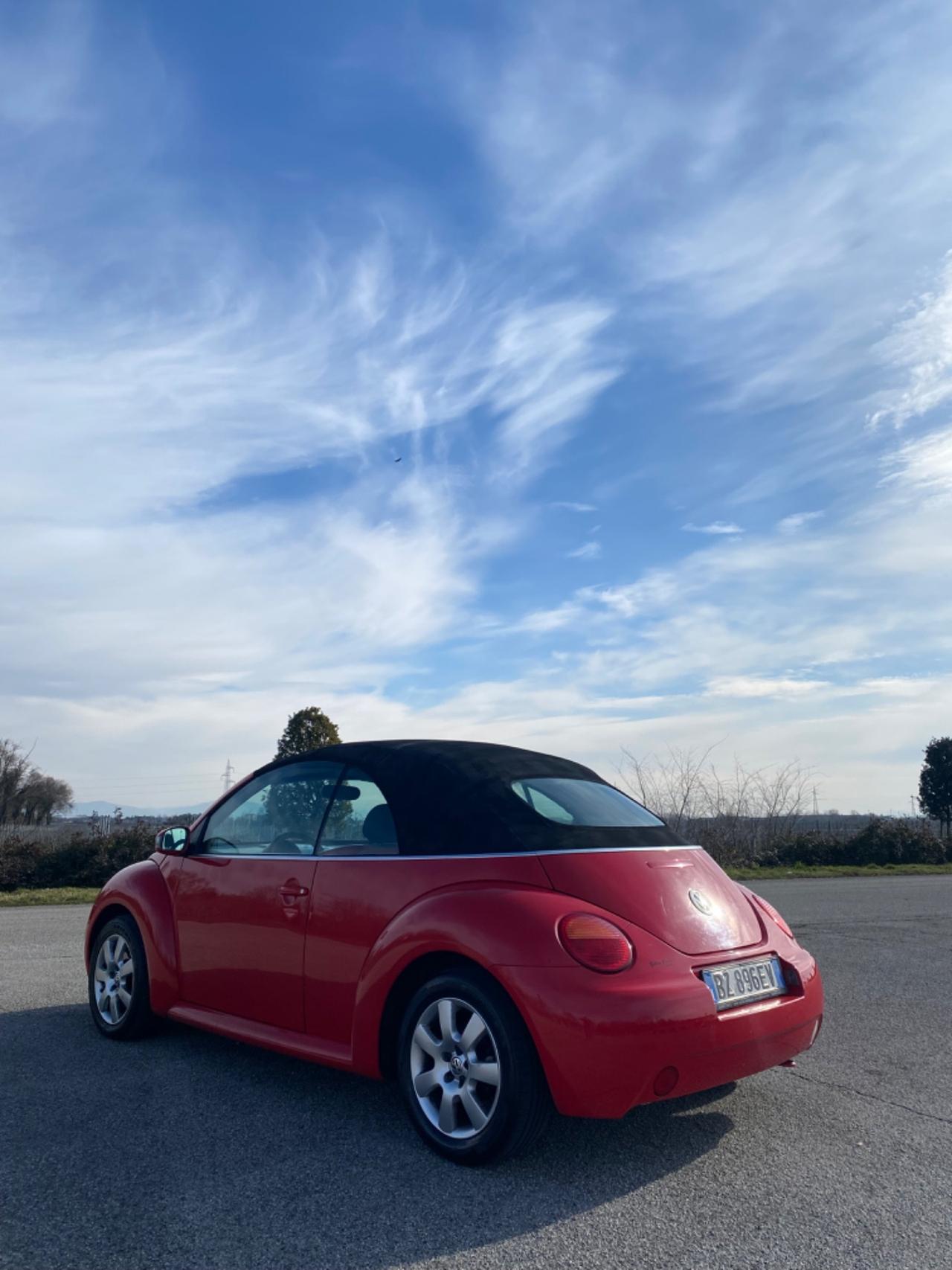 Volkswagen New Beetle 1.6 Cabrio