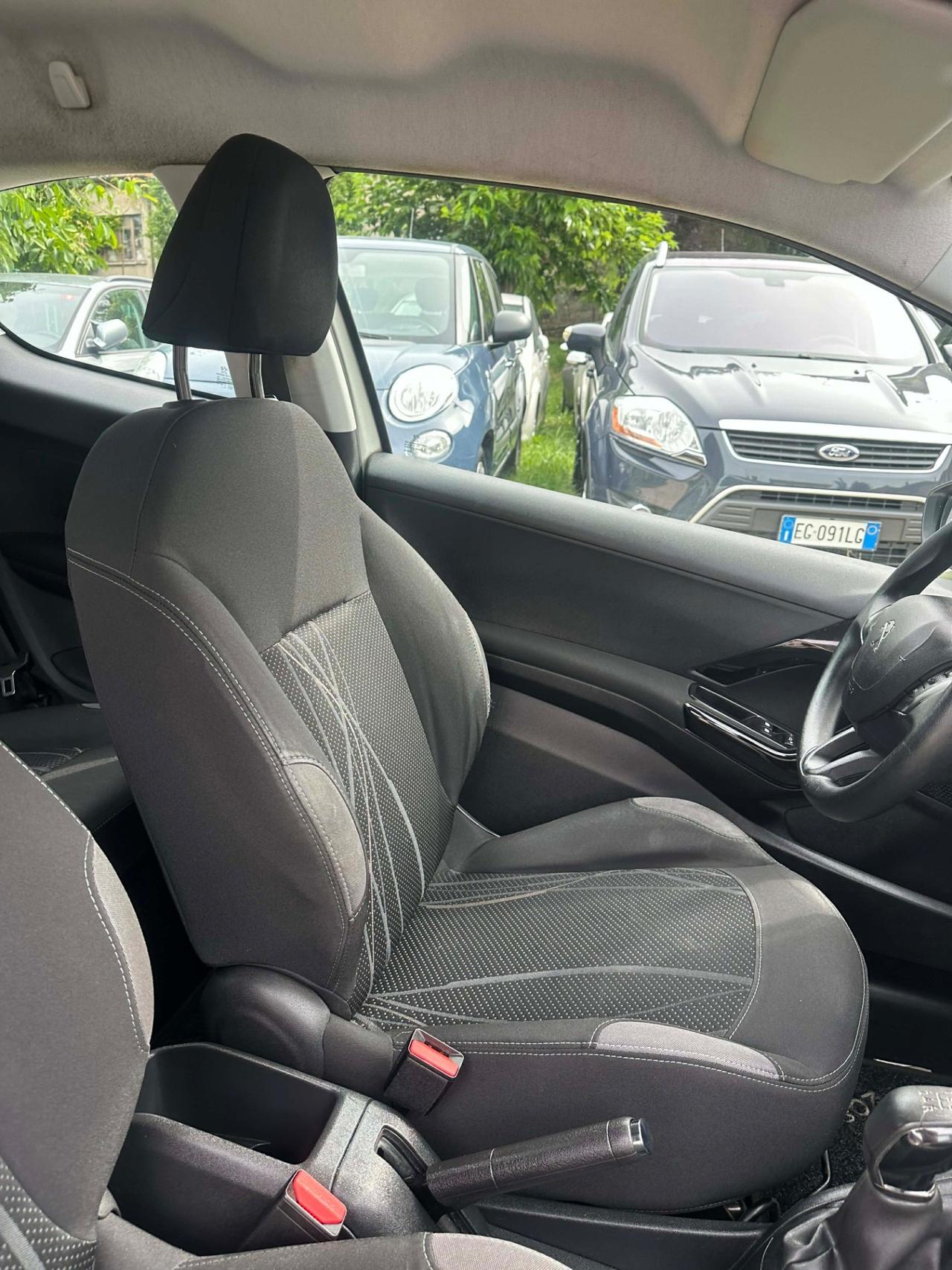 Peugeot 208 5p. ACTIVE KMCERT GARANZ