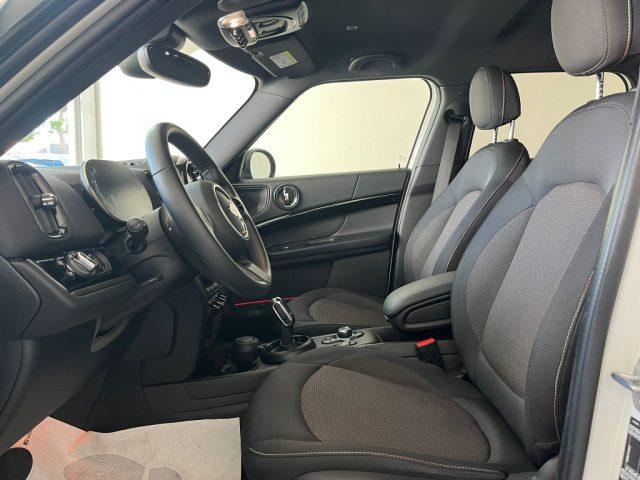 MINI Mini 2.0 Cooper D Essential Countryman