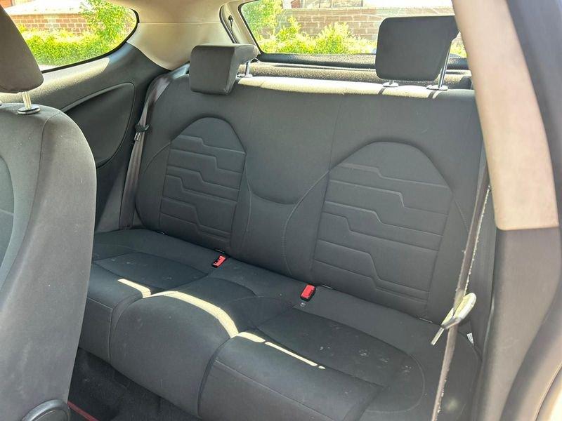 Alfa Romeo MiTo 1.3 JTDM 85CV SES DISTINCTIVE