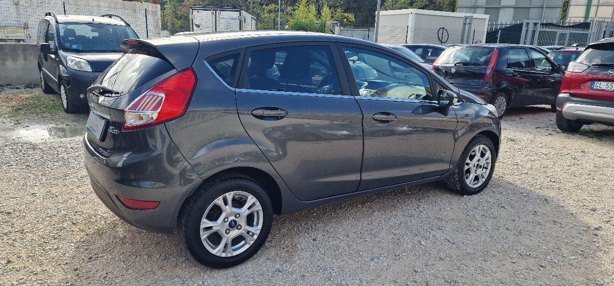 FORD Fiesta 1.4 5p. Bz.- GPL Titanium