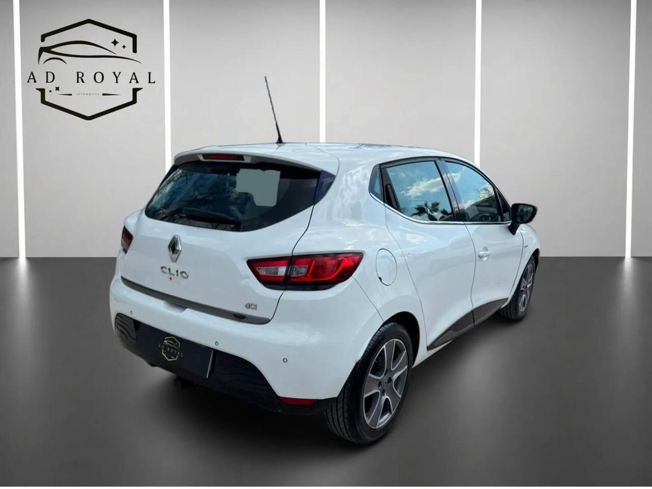 Renault Clio 1.5 dCi 8V 90CV 5 porte Costume National 03/2015