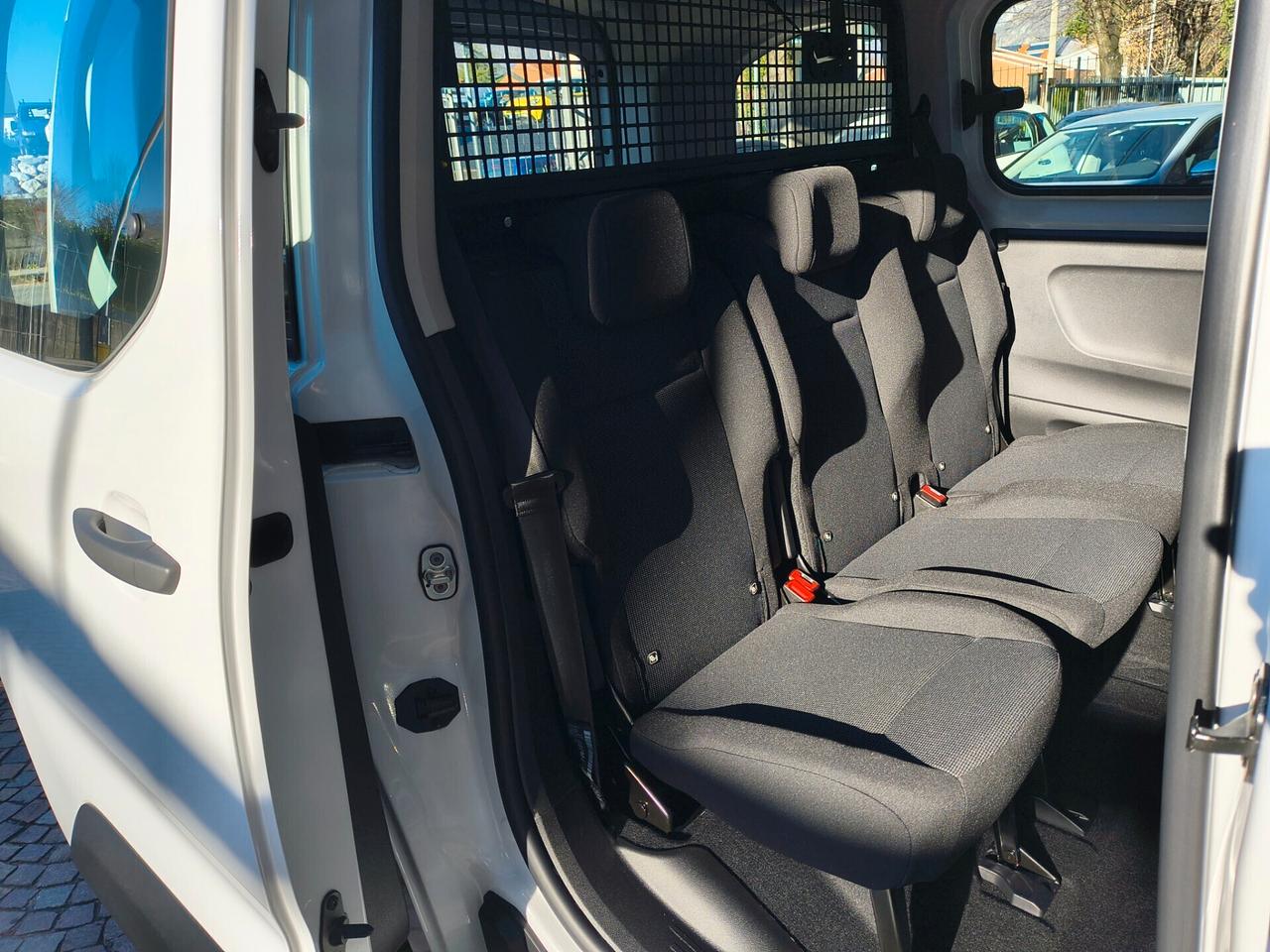 Opel Combo 5 posti autocarro