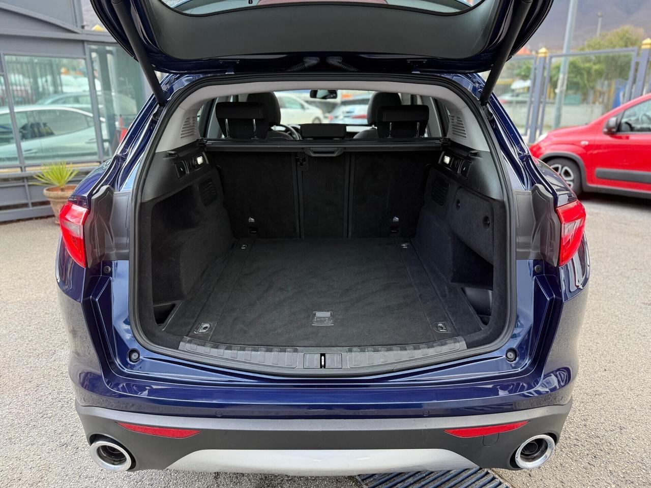 Alfa Romeo Stelvio 2.2 Turbodiesel 190 CV AT8 Q4 B