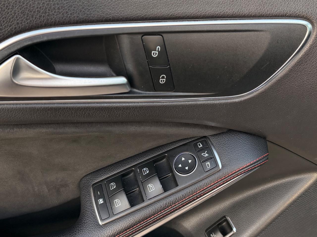 Mercedes-benz GLA 200d Automatic Premium AMG