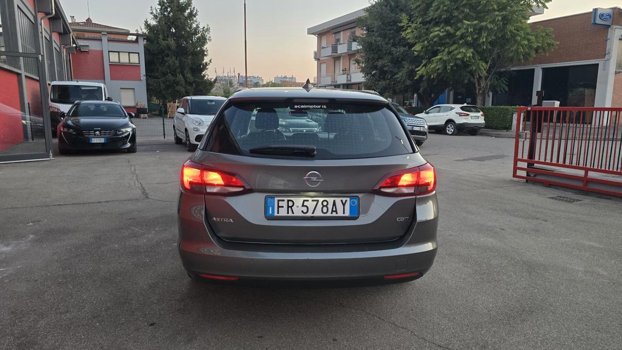 OPEL ASTRA 1.6 CDTI SPORTS TOURER BUSINESS 110CV - NEOPATENTATI
