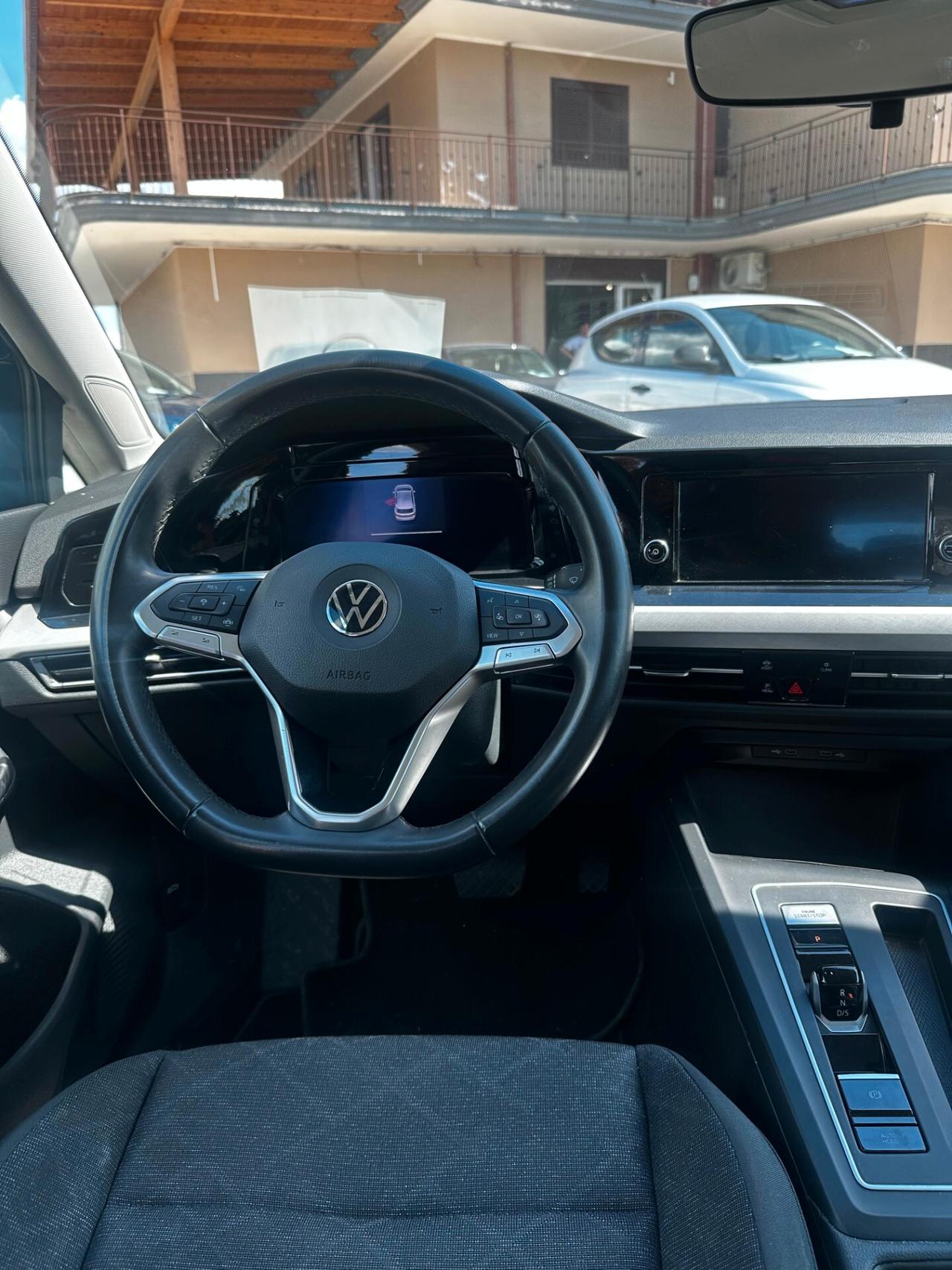 Volkswagen Golf 1.5 tgi dsg style 96kw