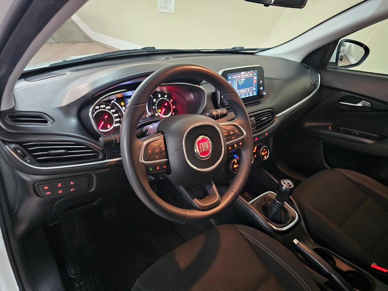 Fiat Tipo 1.6 Mjt S&S SW Lounge