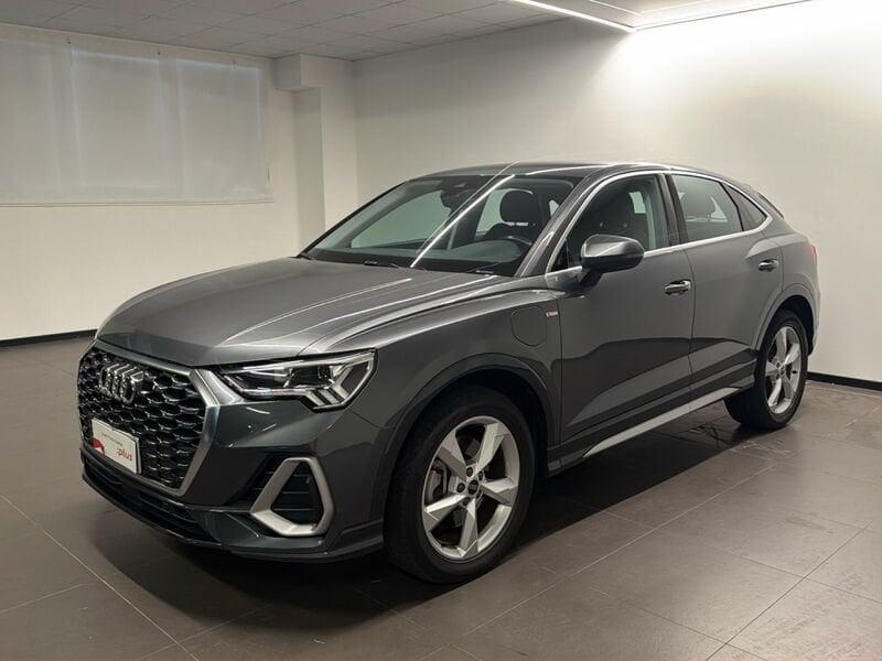 Audi Q3 Audi Sportback S line edition 45 TFSI e 180(245) kW(CV) S tronic