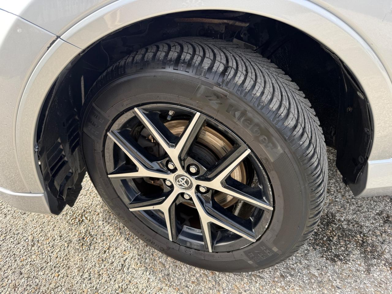 Toyota RAV 4 RAV4 2.0 D-4D 2WD Exclusive my17"