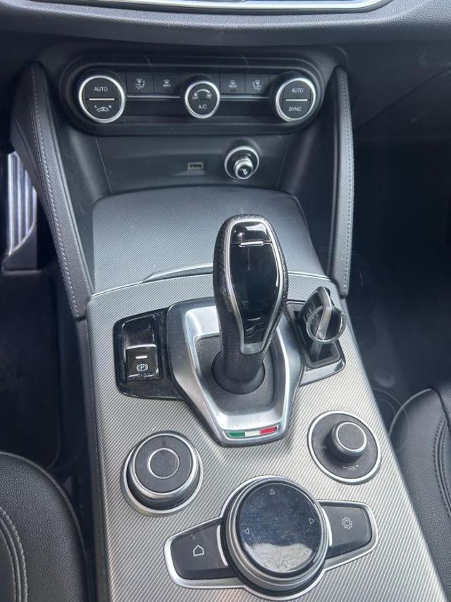 ALFA ROMEO Stelvio 2.2 Turbodiesel 190 CV AT8 Q4 Business