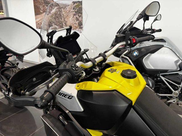 APRILIA Tuareg 660 -