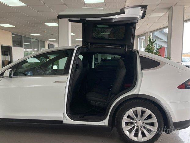 Tesla Model X MODEL X