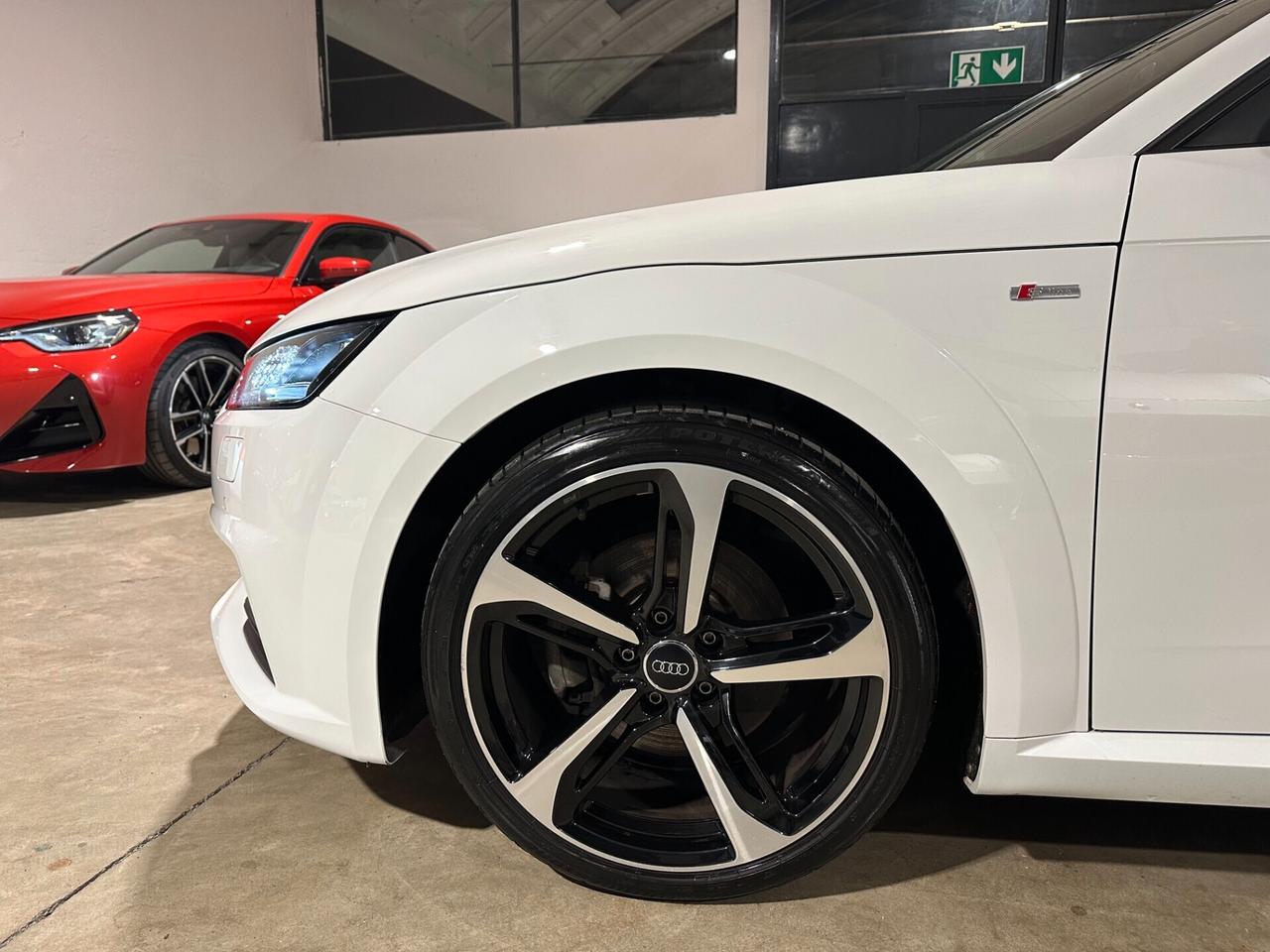 Audi TT Roadster 1.8 TFSI S tronic line CABRIO -CERCHI 19' RS