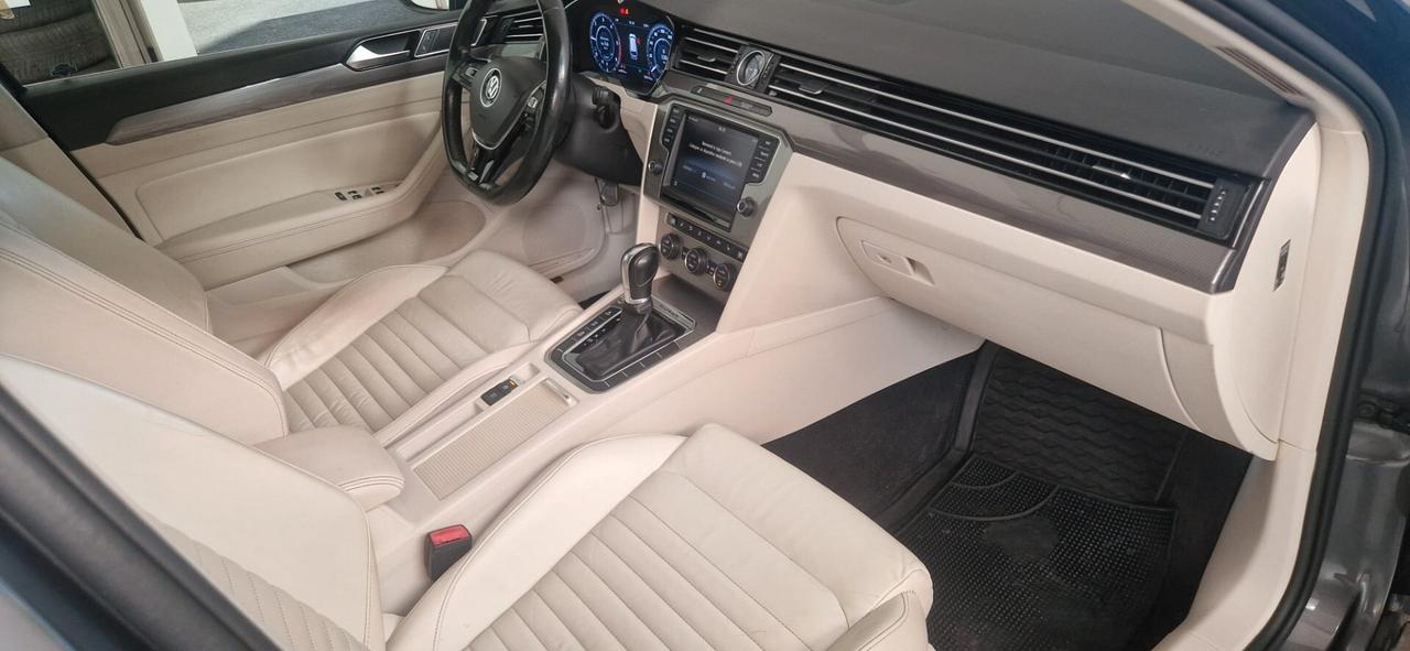 Volkswagen Passat Alltrack 2.0 TDI 190 CV 4MOTION DSG BMT