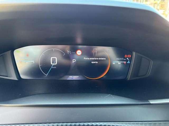 Peugeot 2008 PureTech 130 S&S EAT8 Allure LED-CAM-APP CONNECT