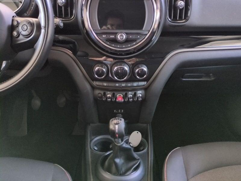 MINI Mini Countryman F60 MINI COOPER D BUSINESS COUNTRYMAN