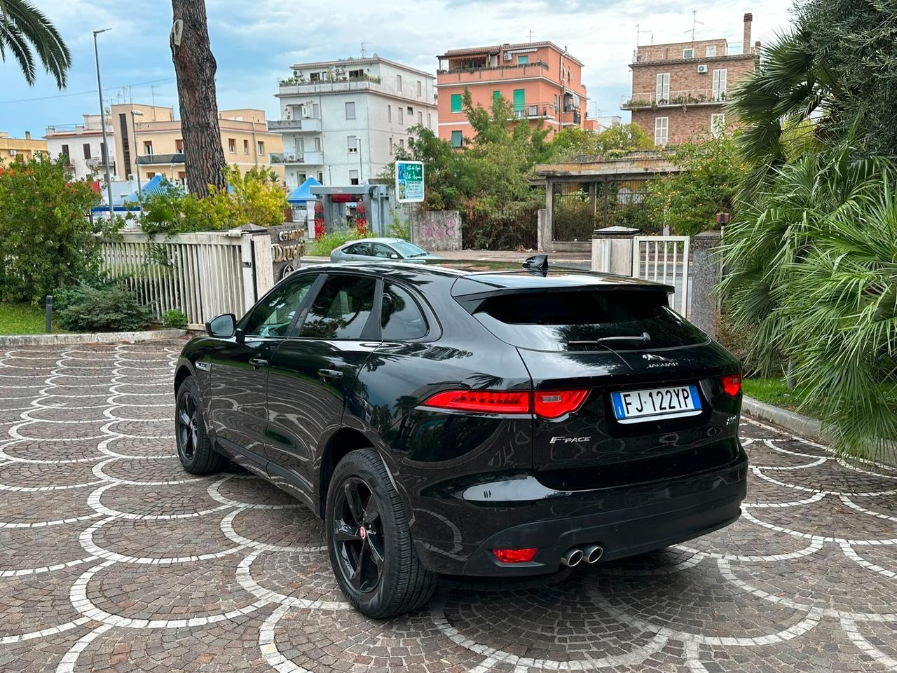 Jaguar F-Pace 2.0 D 180 CV AWD Prestige 2017