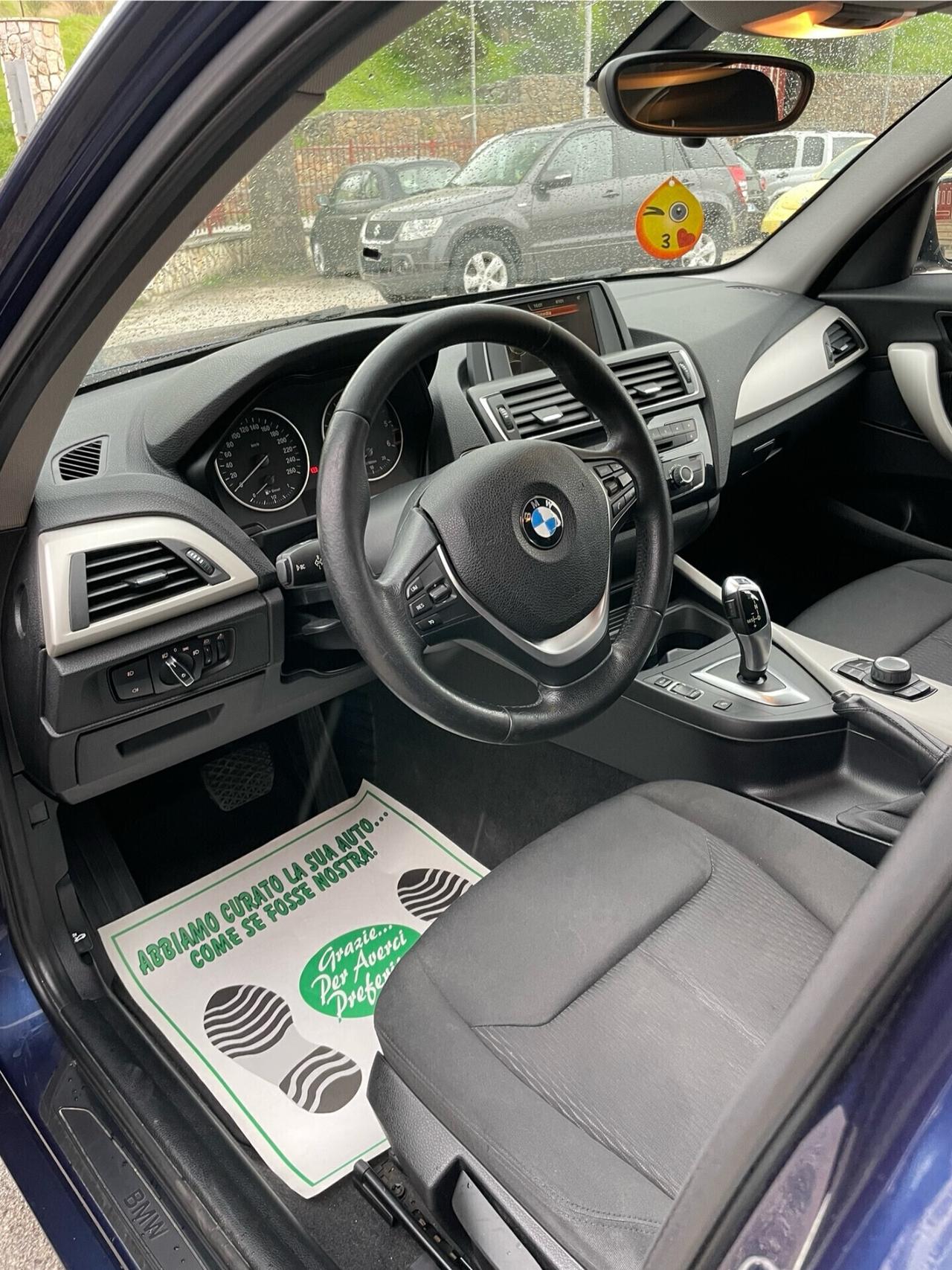 Bmw 116 116d 5p. Urban