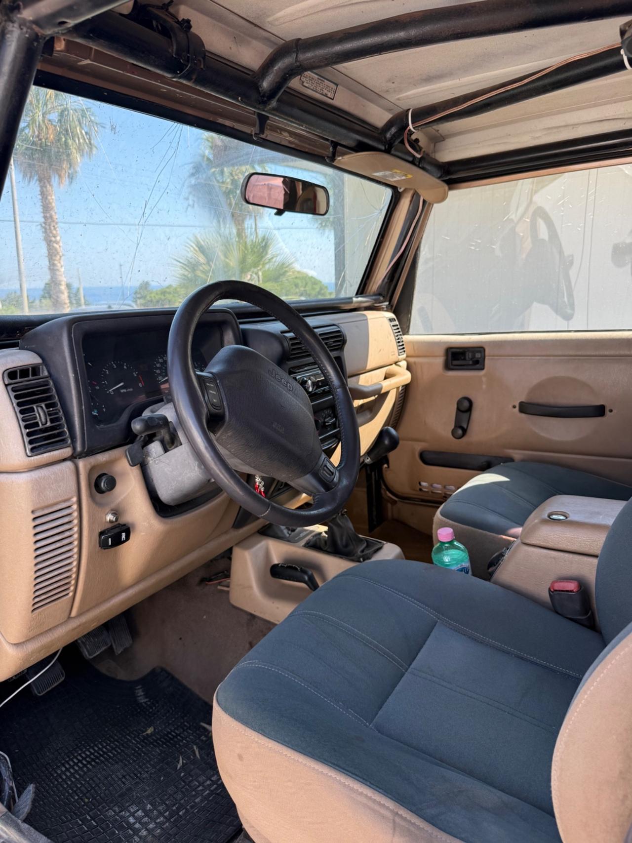 Jeep Wrangler 4.0 cat Sport