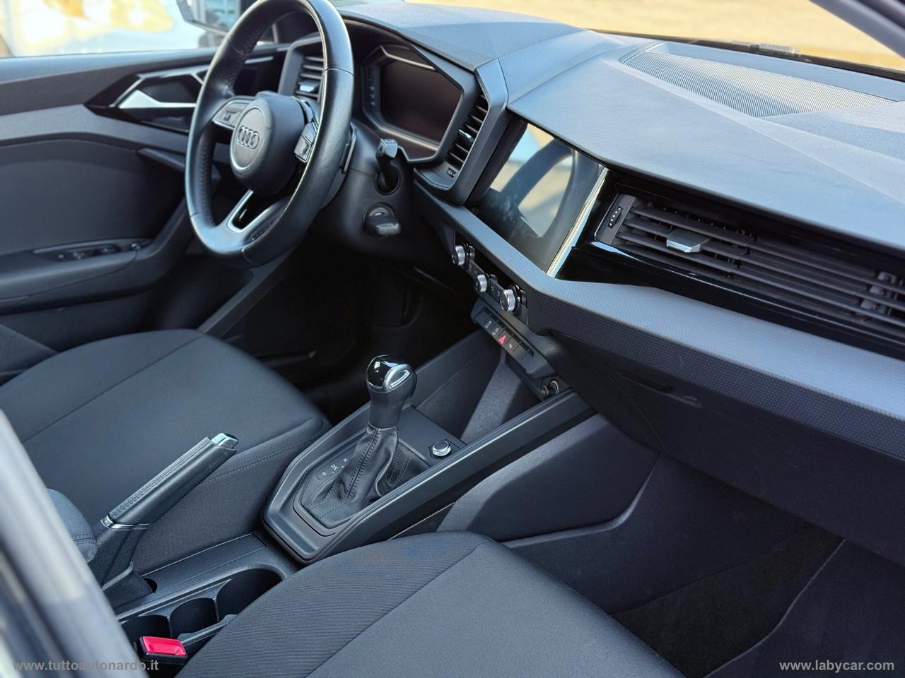 AUDI A1 SPB 35 TFSI S tronic Identity Black