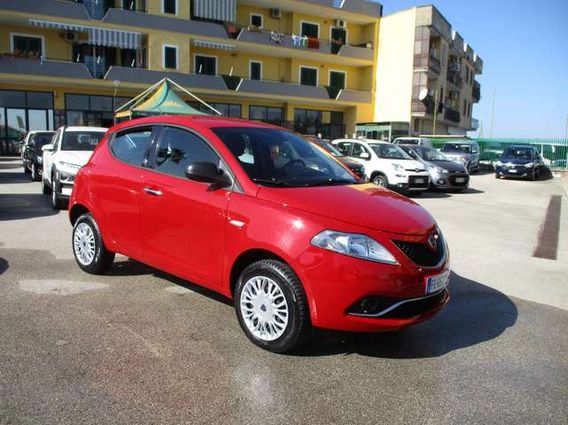 Lancia Ypsilon 900 ECOCHIC METANO 128000 KM