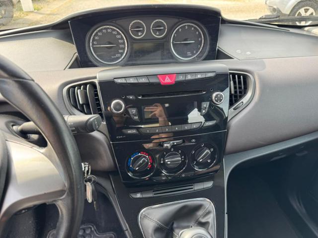 LANCIA Ypsilon 1.2 69 CV 5 porte S&S Silver