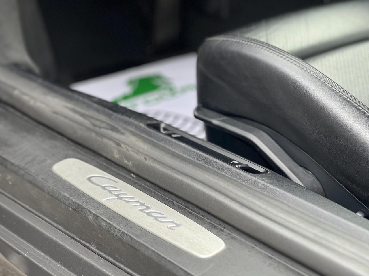 Porsche 718 Cayman 2.0 300cv pdk