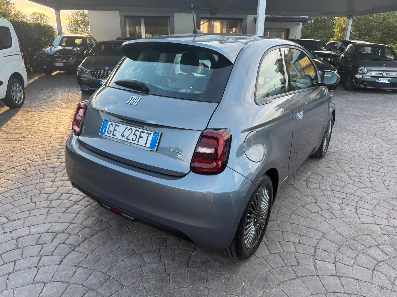 Fiat 500 500e Berlina 42 kWh Icon