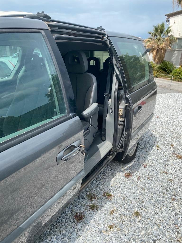 Chrysler Voyager 2.8 CRD 150 cv cat LX Leather Automatica