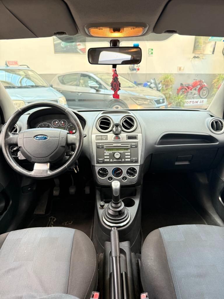 Ford Fiesta 1.2 Benz (Euro 4), Uni Propriet, si neopat, garantita e certific