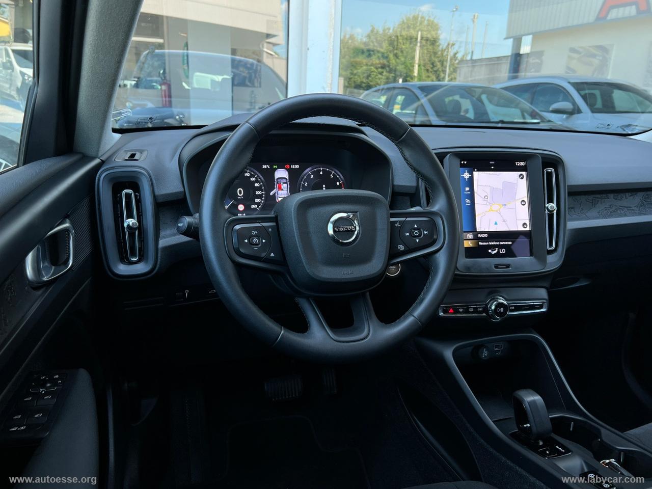 VOLVO XC40 T2 automatico Essential