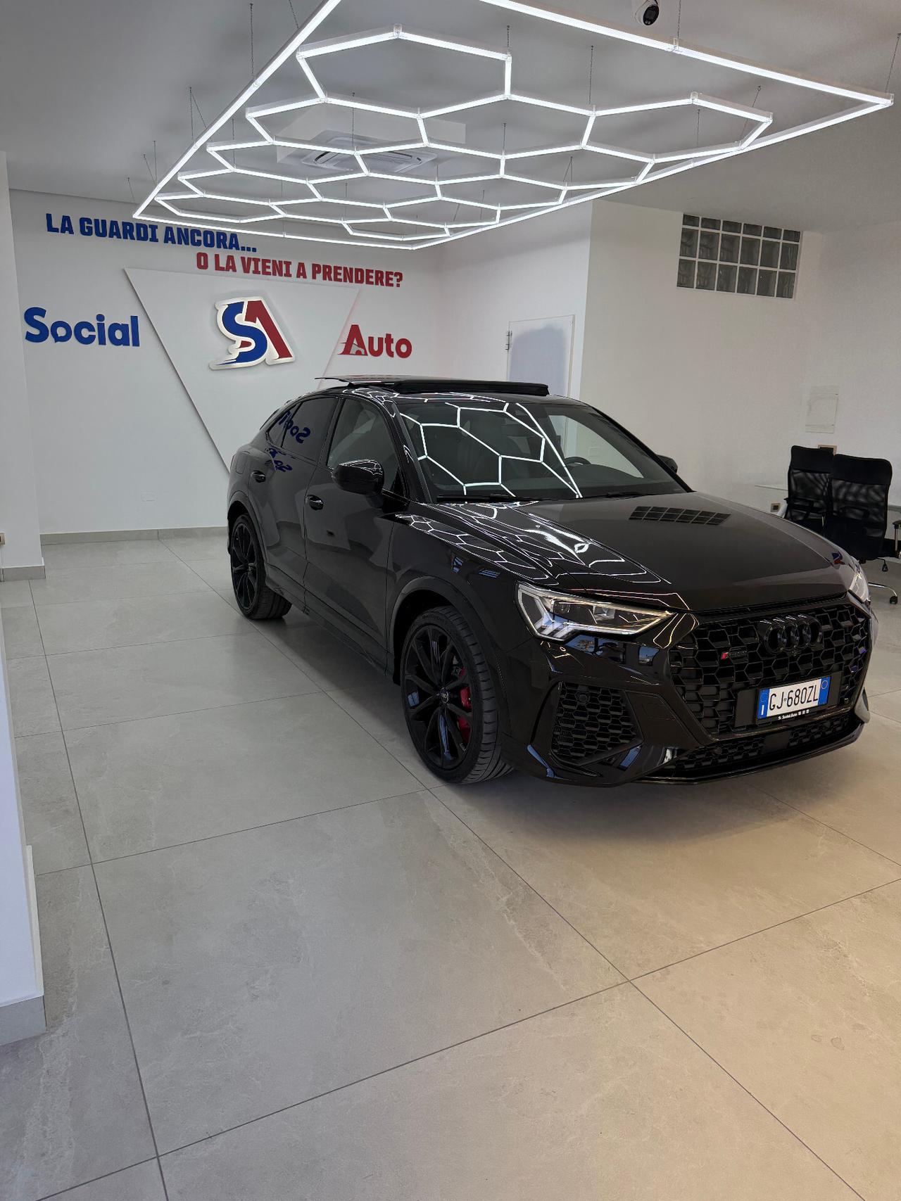Audi RS Q3 versione unica