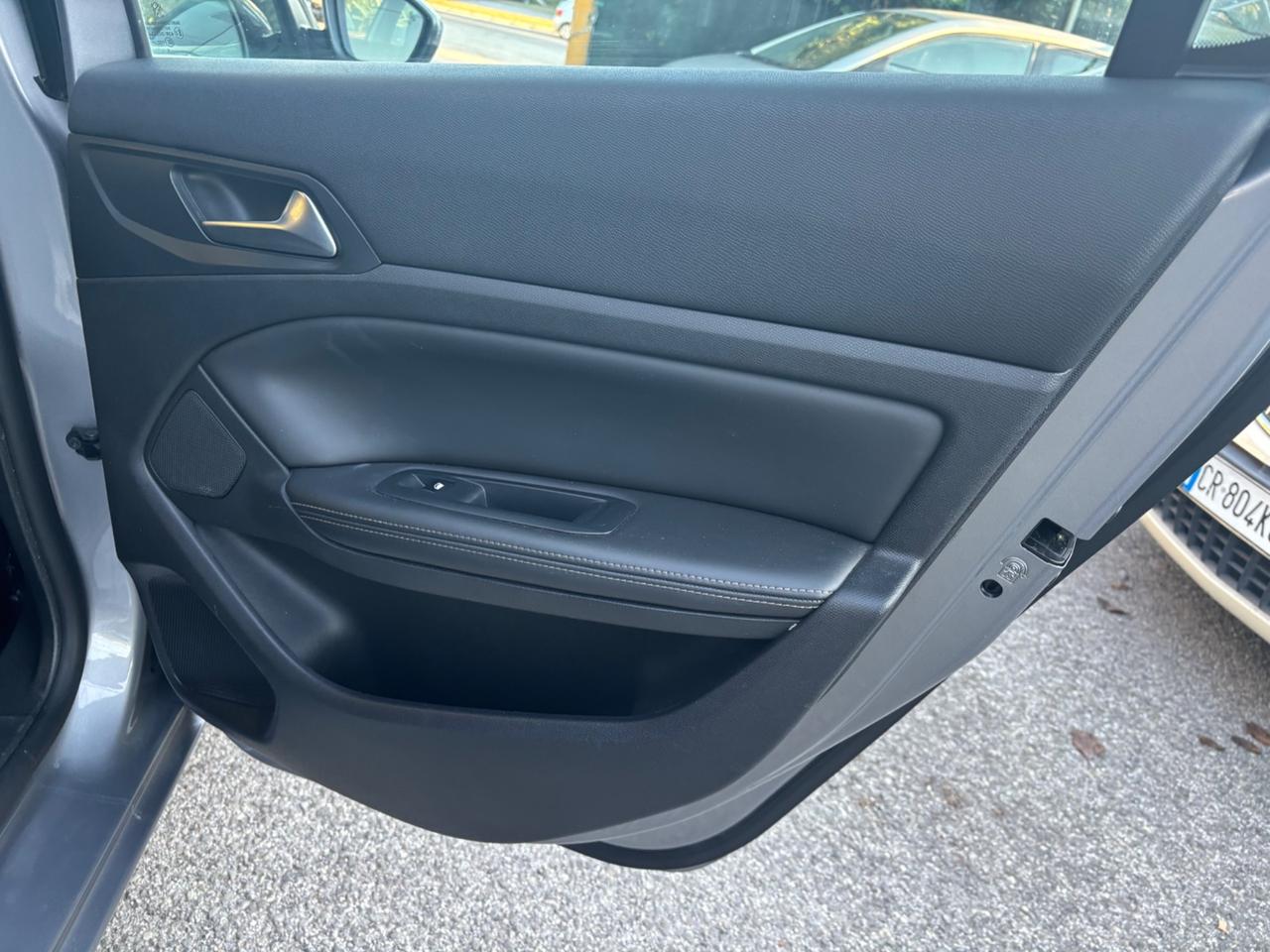 Peugeot 308 1.6 HDi 115 CV 5 porte Allure