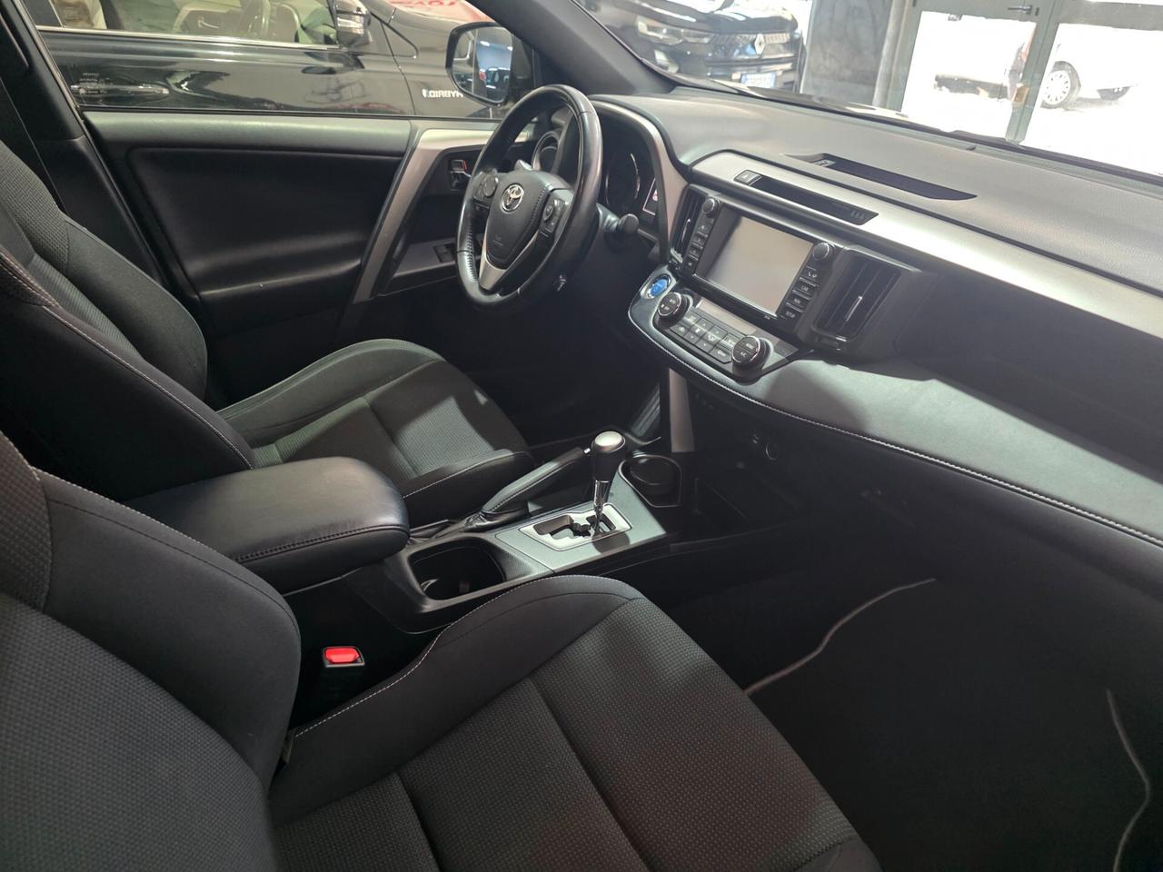 TOYOTA Rav4 2.5 Hybrid 155cv 2WD LOUNGE 2018