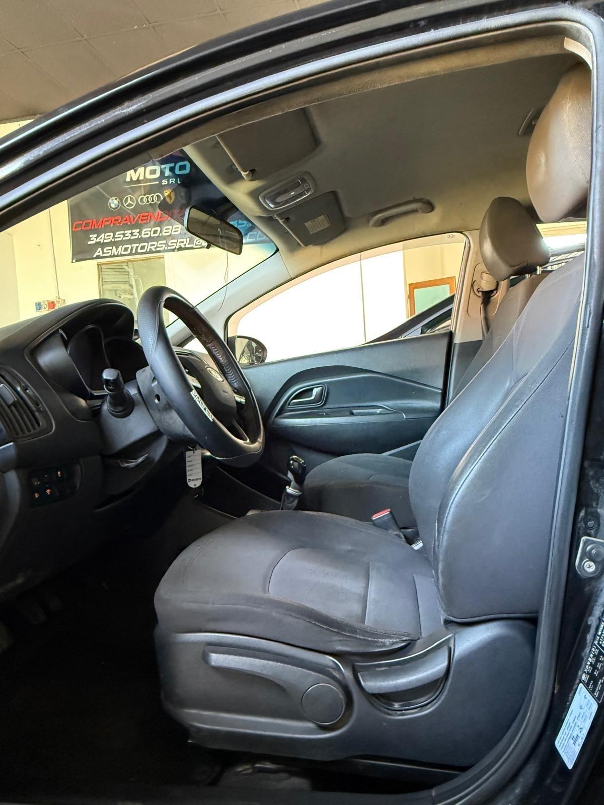 Kia Rio 1.4 CRDi WGT 5p. EX PLUS