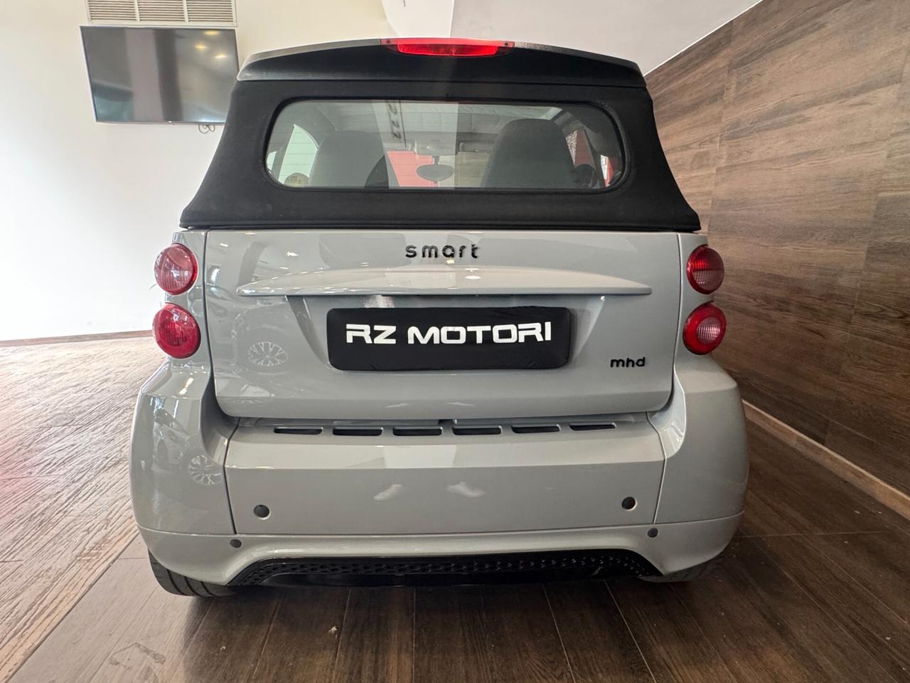 Smart ForTwo Cabrio 1.0 mhd Pulse 71cv-SERVOSTERZO-ITALIANA