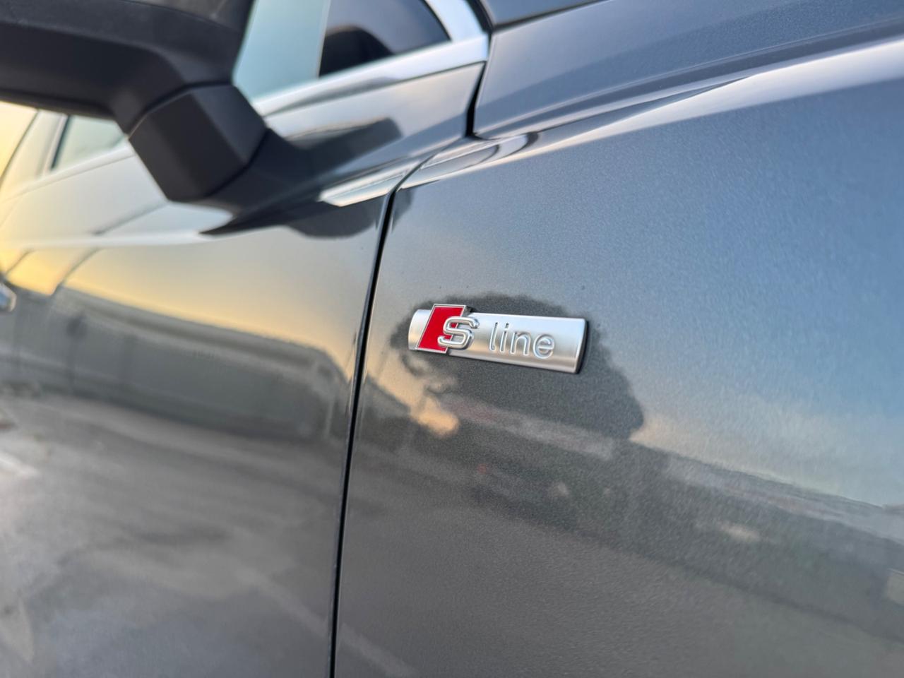 Audi Q3 2.0 TDI 150 CV S tronic S line Edition