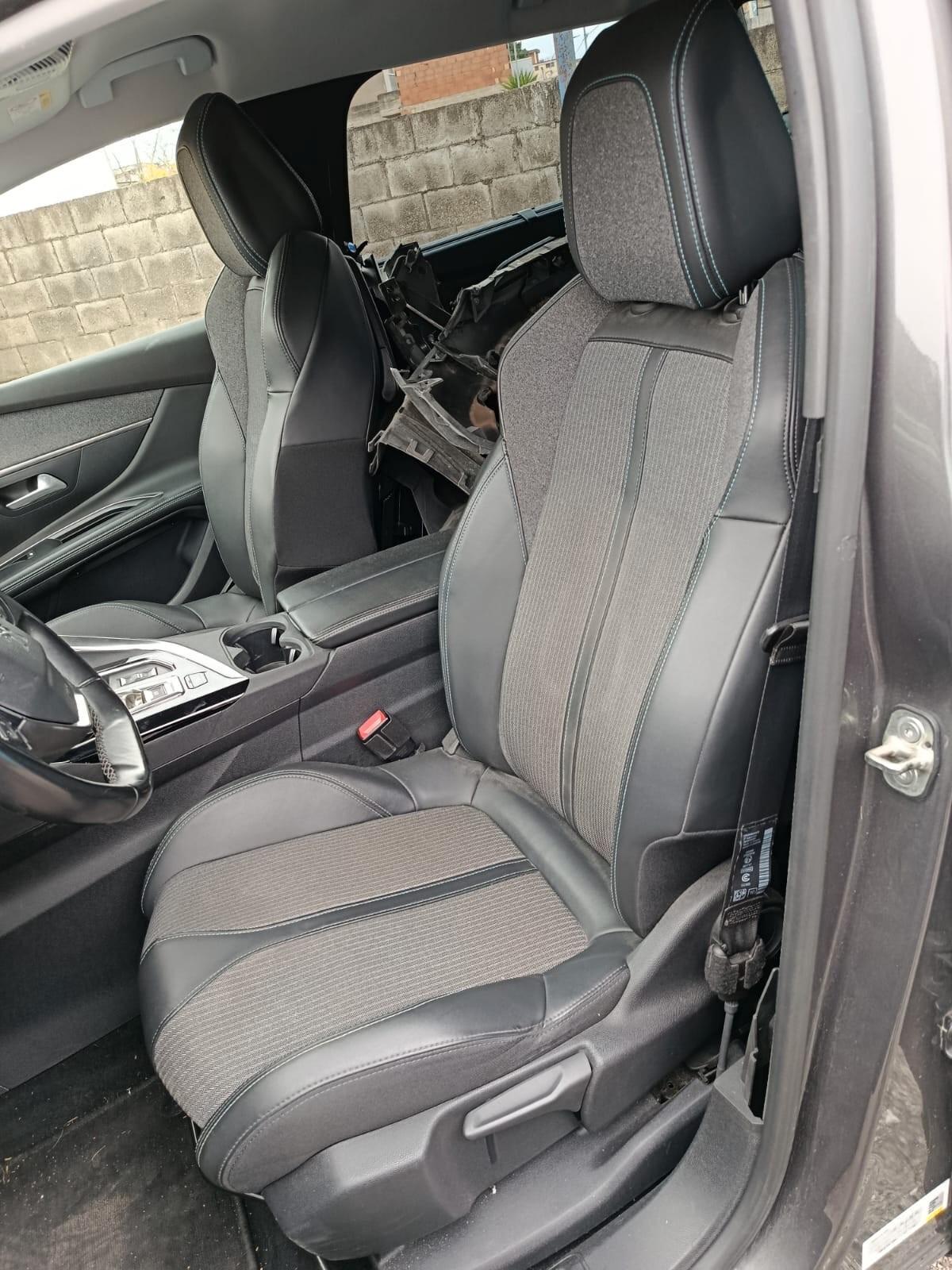 Peugeot 5008 BlueHDi 130 EAT8 Allure Pack-2021