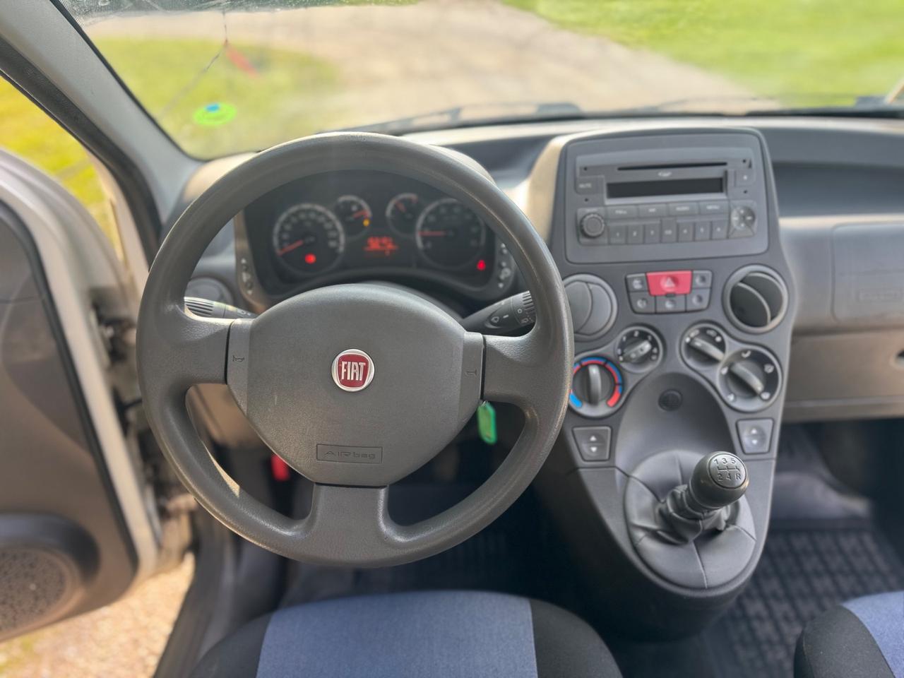 FIAT PANDA 1.2 4x4 BENZINA – 2011 – 5 POSTI