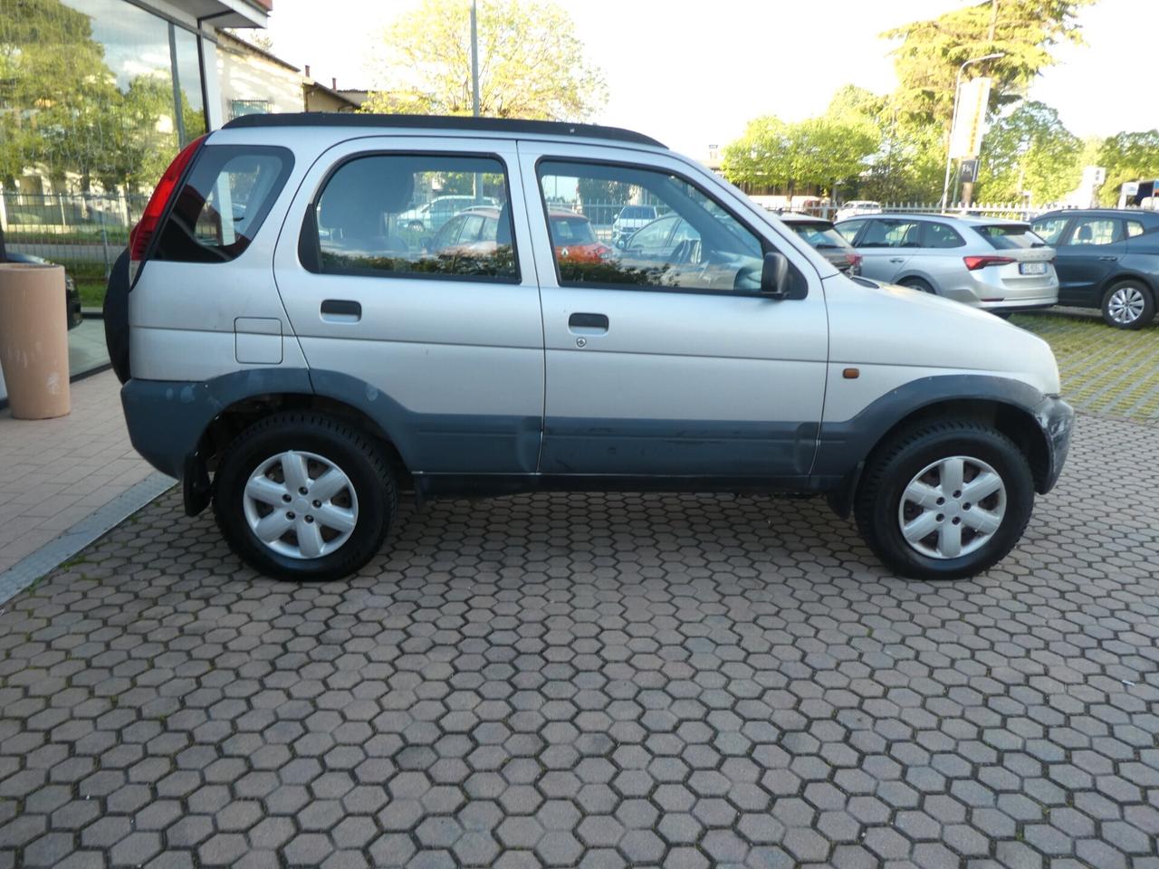 Daihatsu Terios 1.3i 16V cat 4WD SX OK NEOPATENTATI