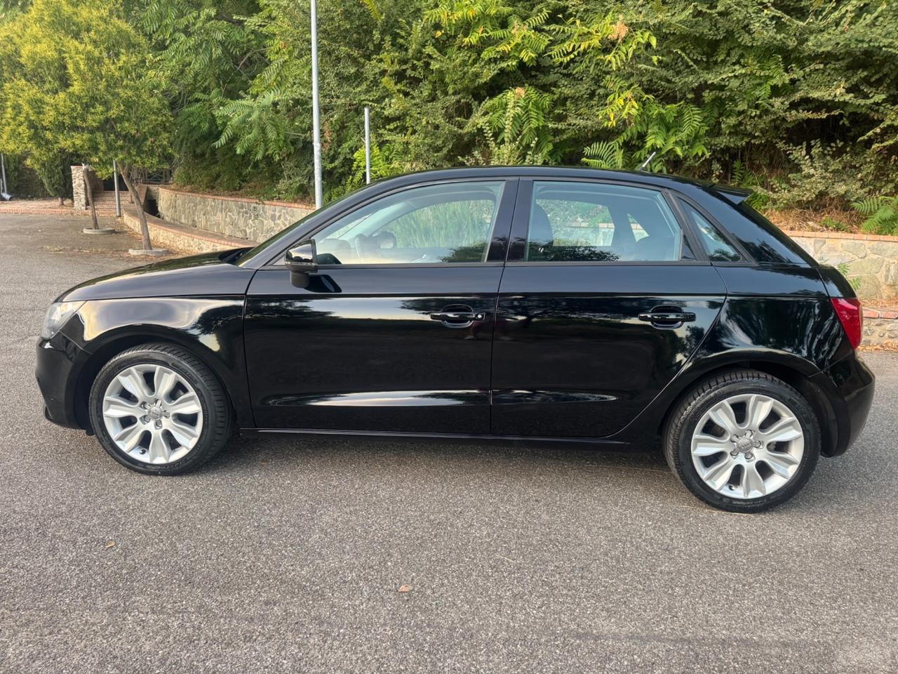 Audi A1 1.6 Diesel 90Cv 2014