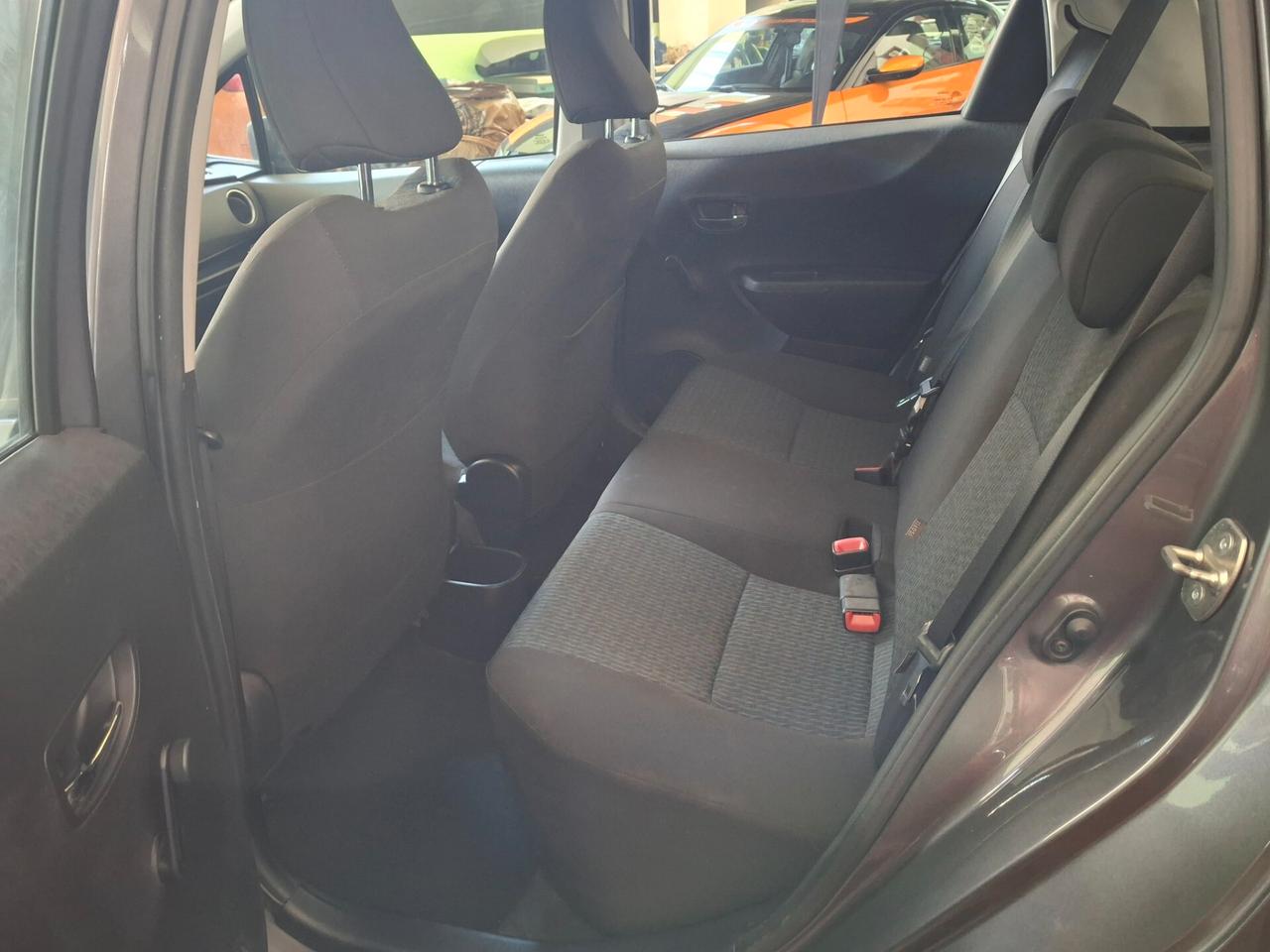 Toyota Yaris 1.0 5 porte Lounge