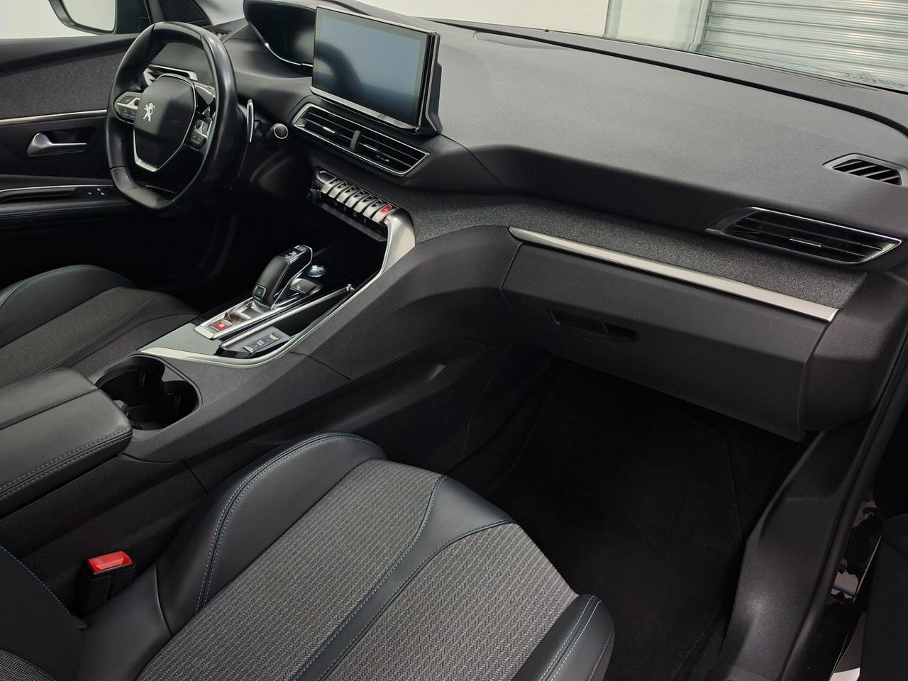 Peugeot 3008 1.5 BlueHDi 130cv EAT8 Allure